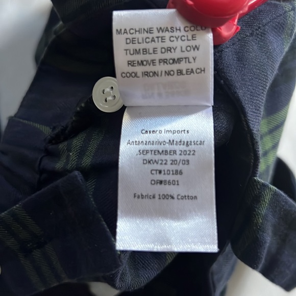 Edgehill Collection Long Sleeve Peter Pan Collar Shirt & Short Set - Picture 7 of 10